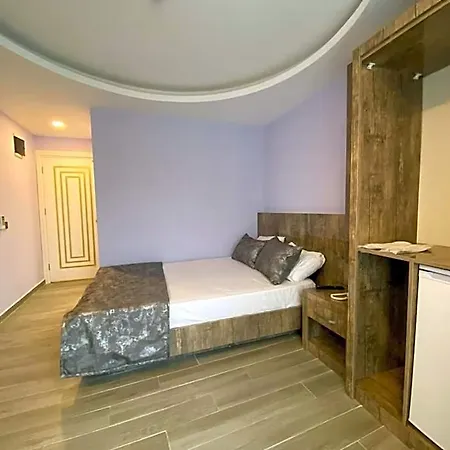 Castle Light Boutique Hotel 3*